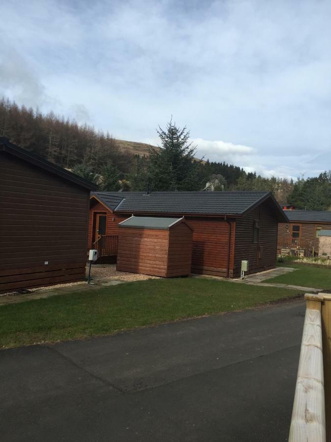 Lewis Lodge Perth Exterior photo